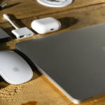 Bessere Video-Meetings am MacBook: Warum eine Thunderbolt 4 Dockingstation den Unterschied machen kann